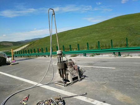 榆树公路地基基础注浆加固